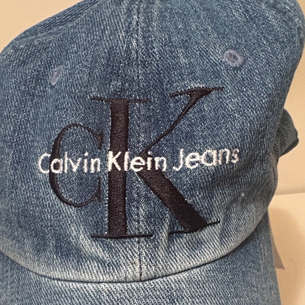 Calvin Klein Light Blue Denim Hat - Picture 2 of 12